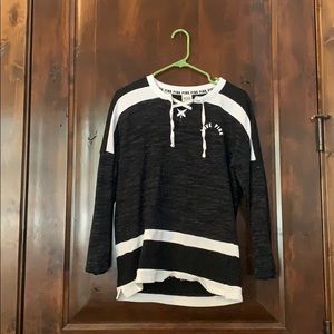 Black PINK crew neck